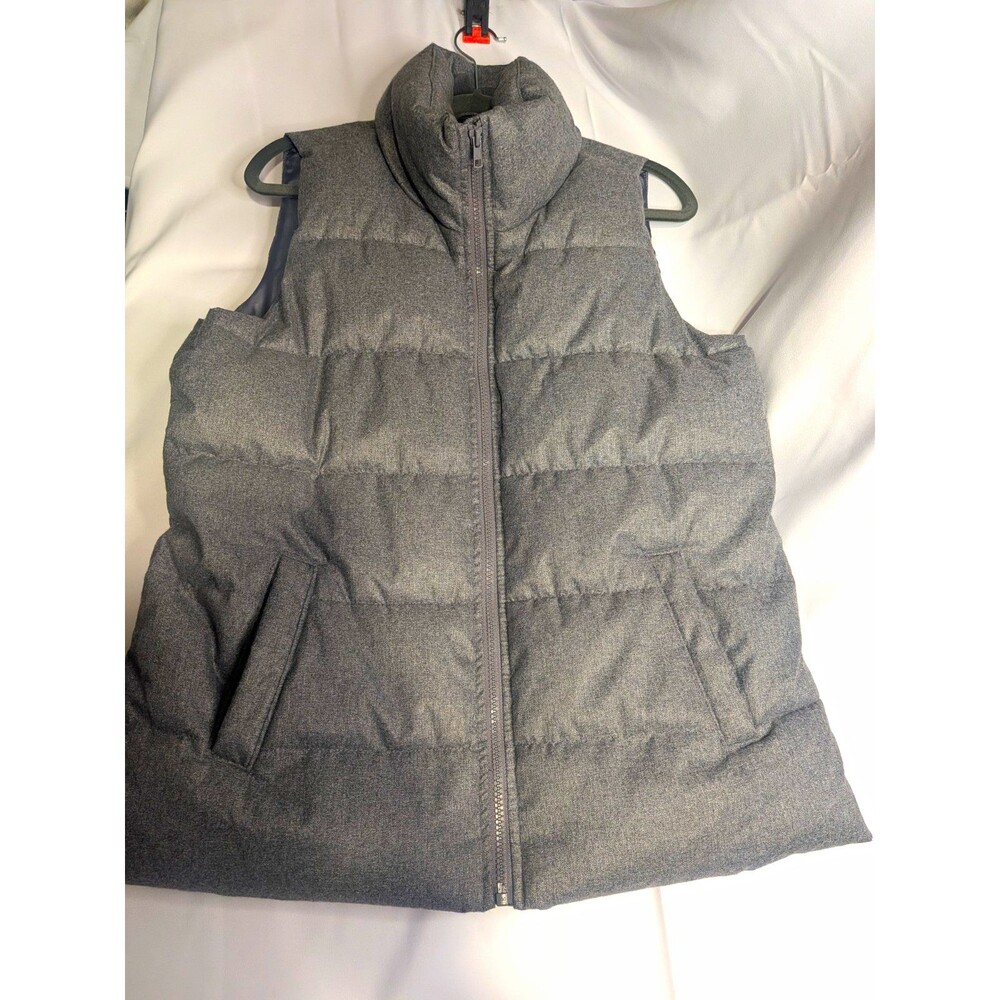 Old Navy women's Gray Quilted Puffer Vest Full Zip Pockets Stand-Up Collar S